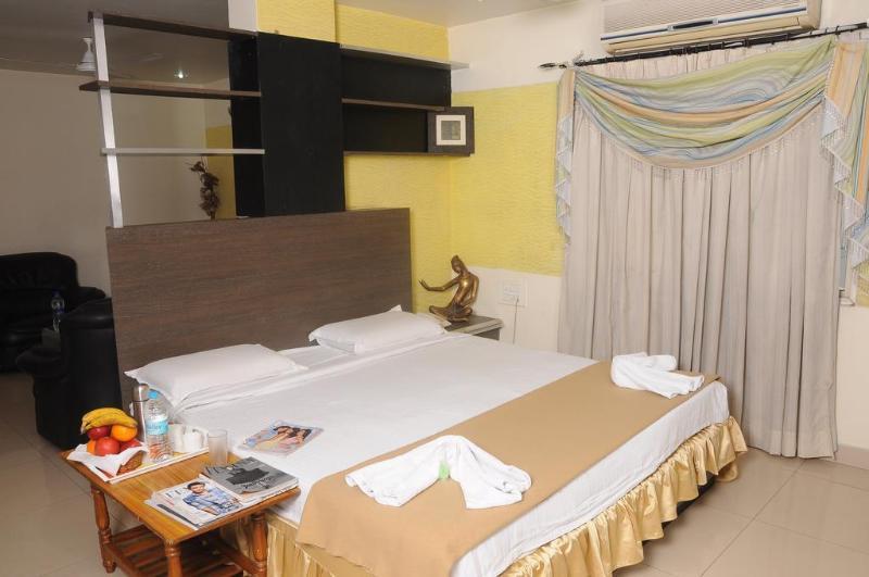 Hotel Tanisha Хидерабад Екстериор снимка